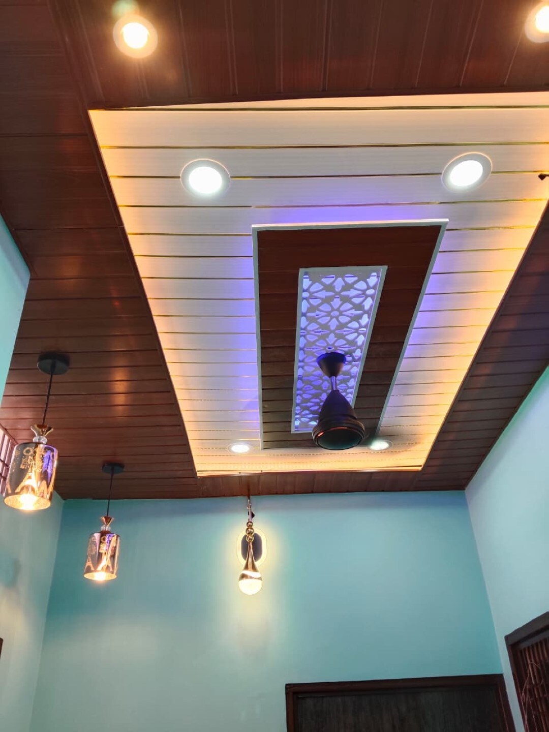 Kashvi Guest House - Tap to explore photos