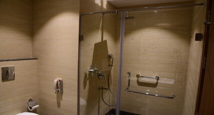Lemon Tree Hotel,Siliguri Room Type - Deluxe Double Room