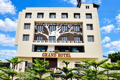 Hotel Lumbinis Grand