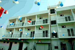 Hotel Kss Inn