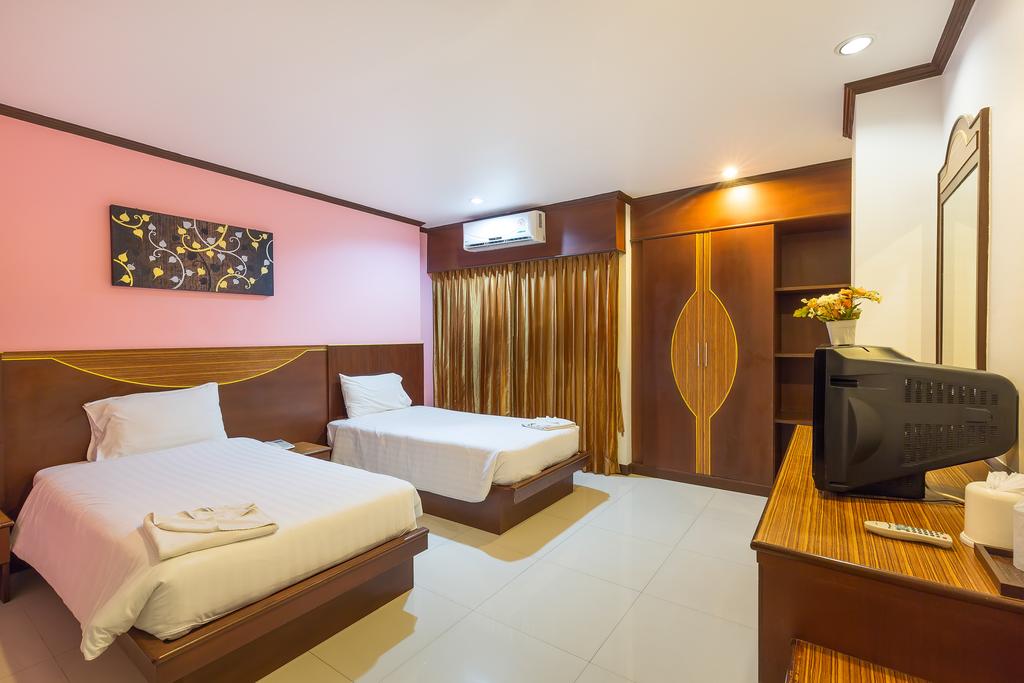 Sharaya Boutique Hotel Patong - Tap to explore photos