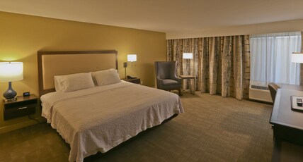 Hampton Inn Billings Room Type - 1KNG MOB HEAR ACC W TUB NS