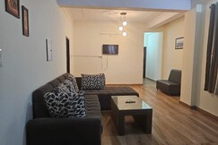 L101 3BHK in Krishna Nagar Lucknow