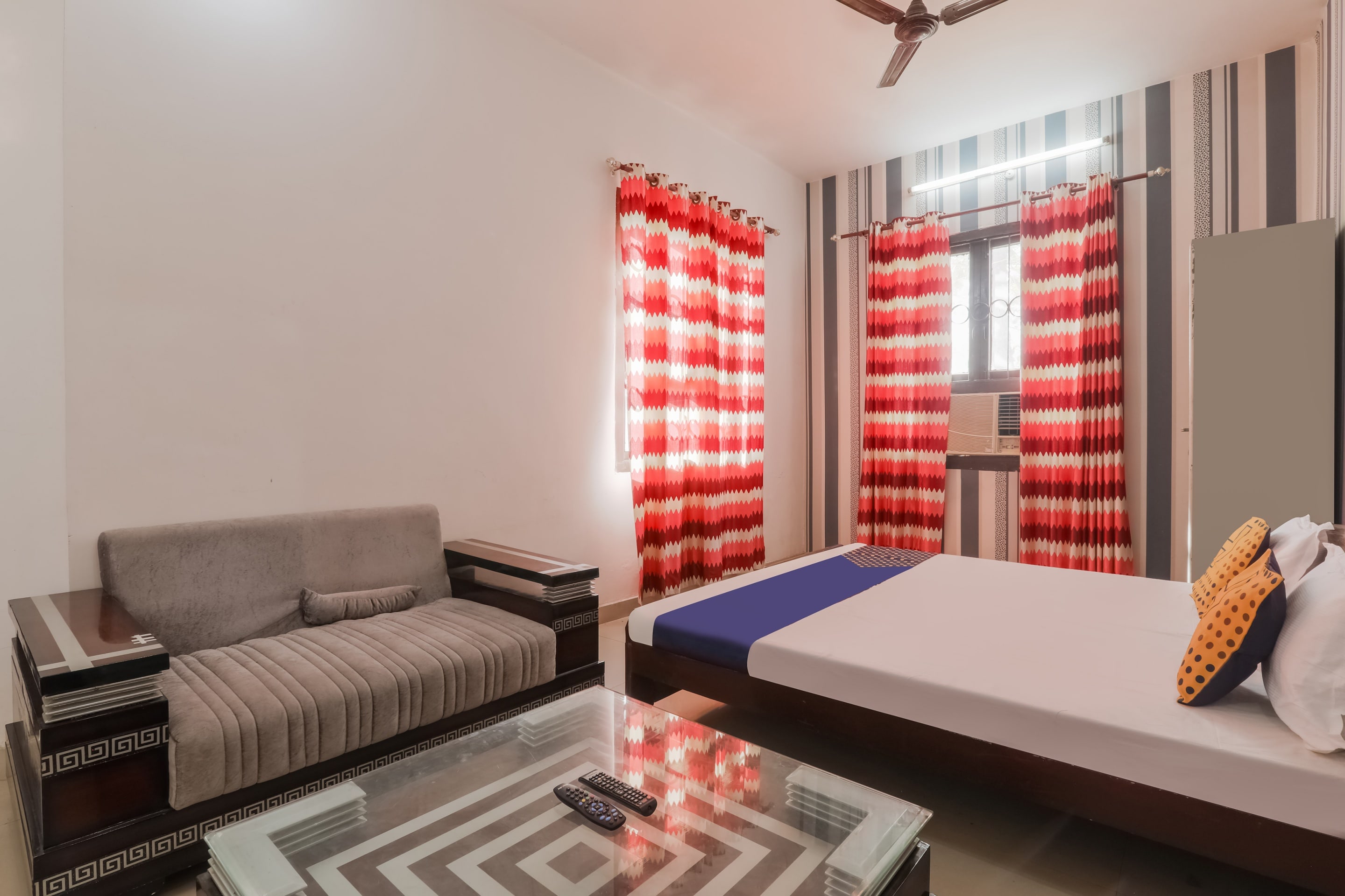 SPOT ON Sahyadri Inn - Tap to explore photos