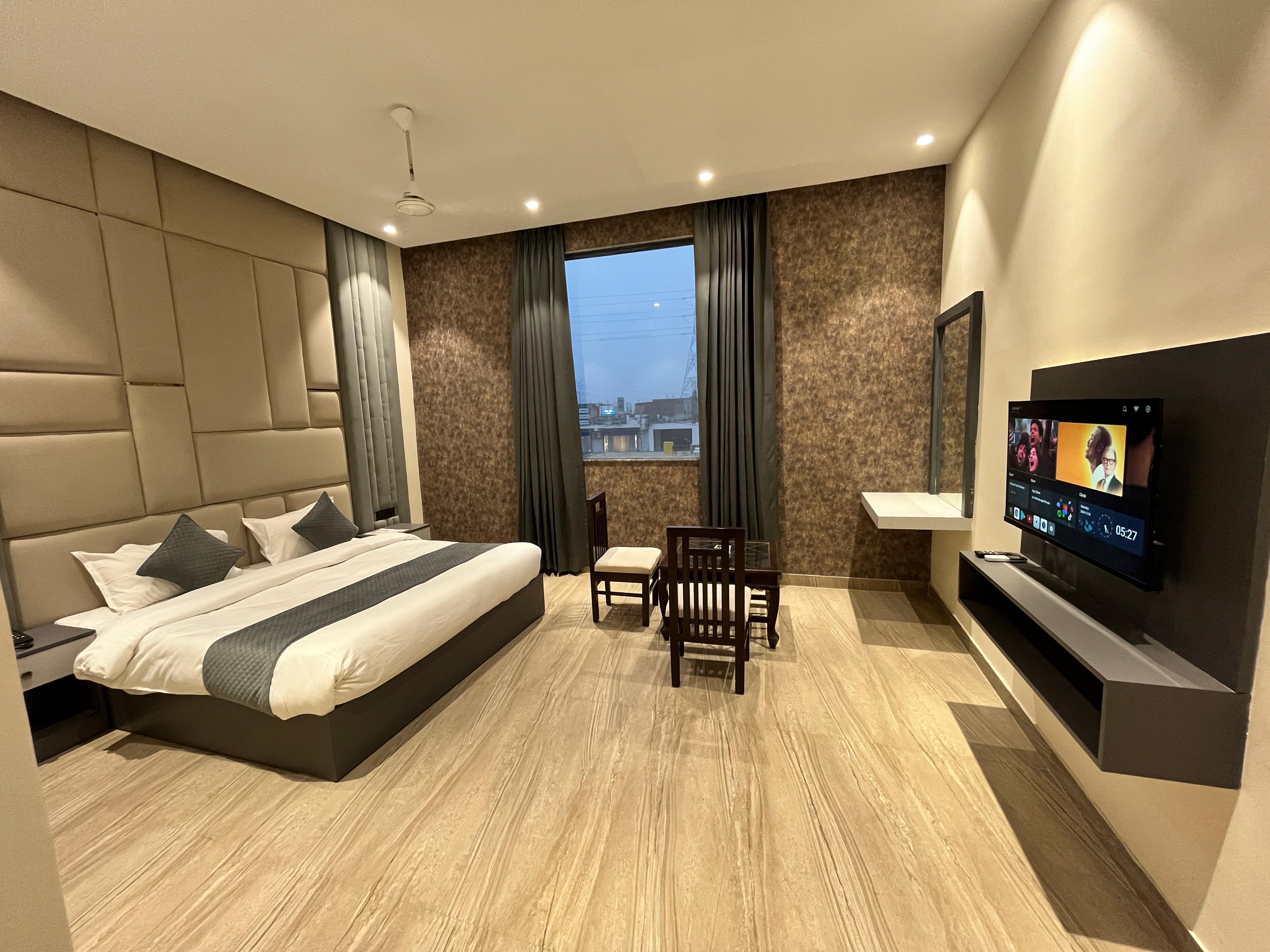 Ganeshwaram Hotel - Tap to explore photos