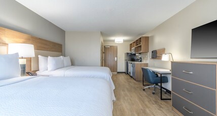 SOUTHFIELD STAY, an IHG hotel Room Type - 2 Queen Studio Suite