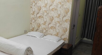 SATYAM HOTEL Room Type - Deluxe Double
