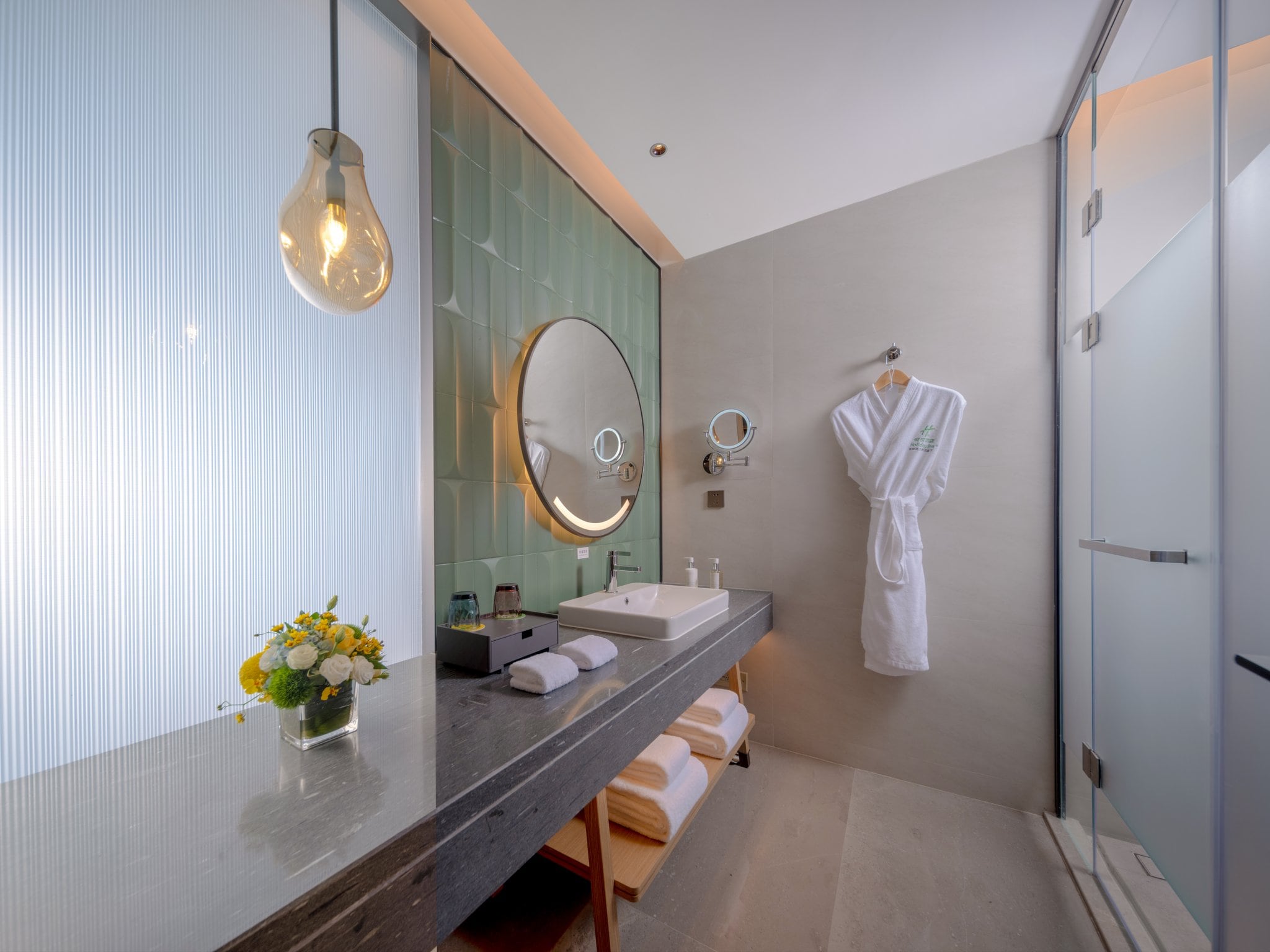 Holiday Inn CHENGDU EAST - Tap to explore photos