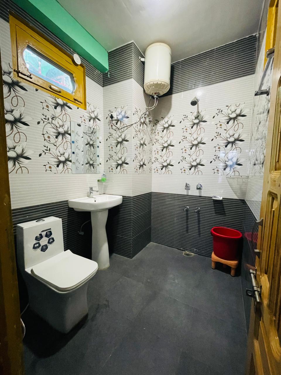 Trippy Trails Cafe and Homestay - Tap to explore photos