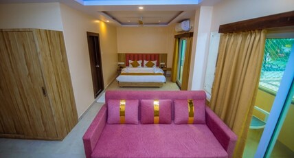 HOTEL SUNBAY - 700 mtr From Jagannath Temple Room Type - PREMIUM ROOM