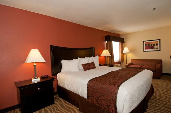 BEST WESTERN PLUS CORNING INN - Tap to explore photos