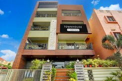 Super Townhouse Lighthouse Beach Formerly Neel Sagar