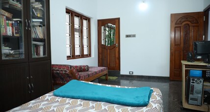 Oasis Premium Homestay near Airport Room Type - B Class Non AC