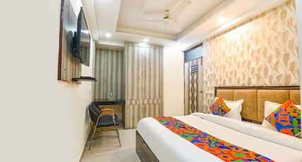 FabHotel Lookout Stay Room Type - Premium Room