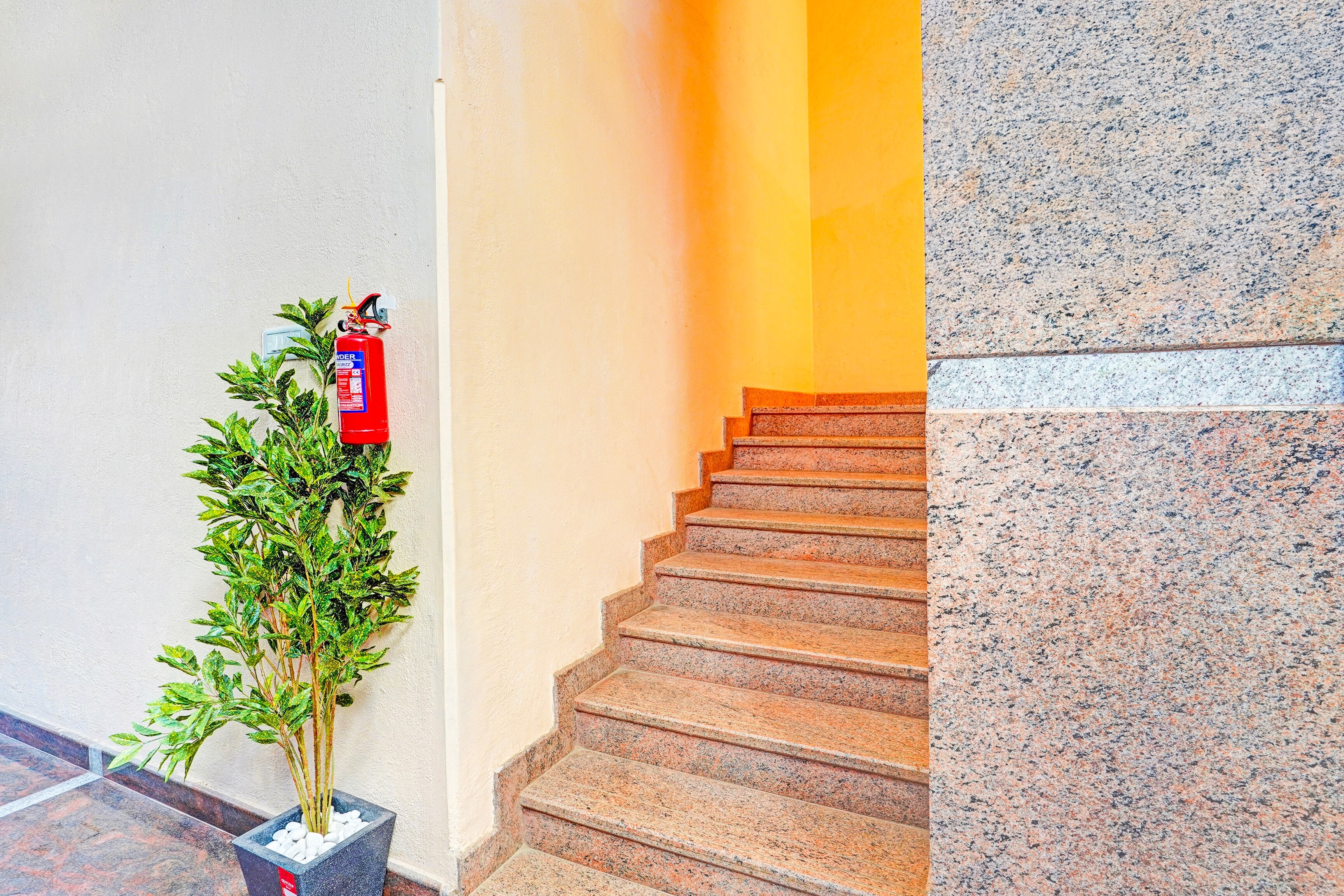 Hotel O Yeshwanthpur Formerly Stay Comforts - Tap to explore photos