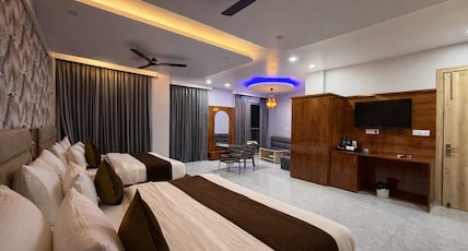 Hotel Savaya Luxury stay near AIIMS Room Type - Family Suite Room With Balcony Hotel Savaya Luxury stay near AIIMS Room Type - Family Suite Room With Balcony