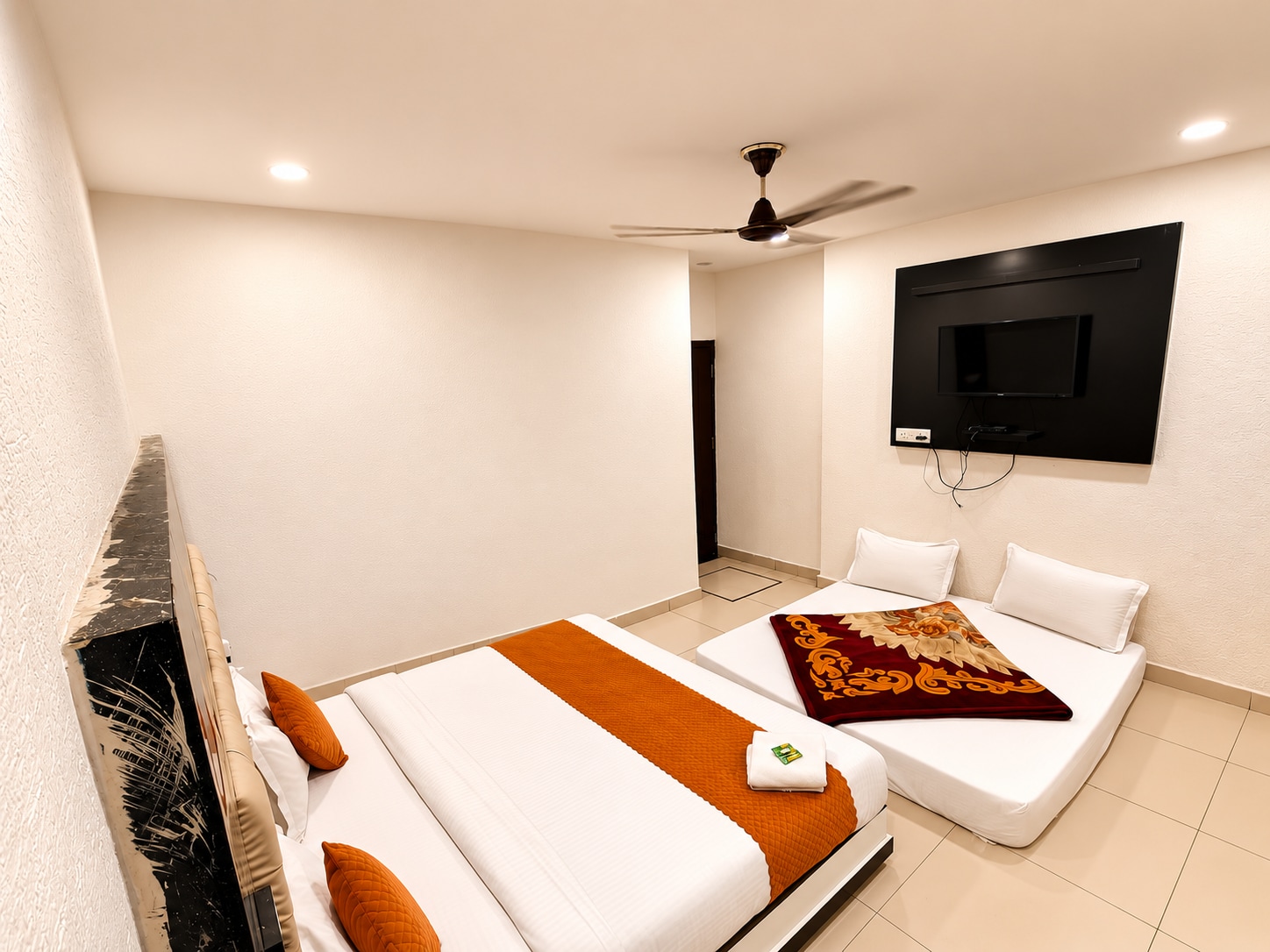 Madhuban Inn Rishikesh - Tap to explore photos