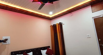 Shree Guest House Room Type - Standard AC Room