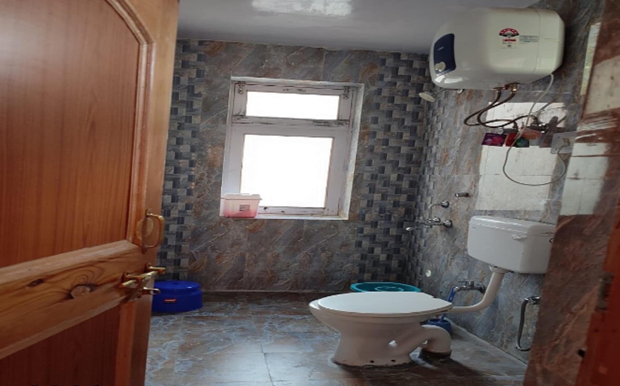 Fusion Home Stay - Tap to explore photos