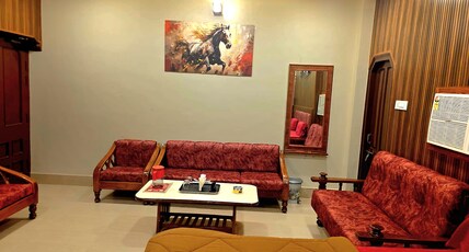 Hotel Ashoka Palace Room Type - Deluxe King Bed Room