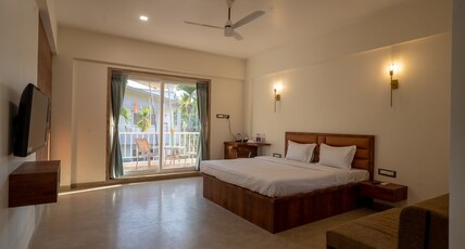 VITS Select Casuarina Diveagar Room Type - Super Deluxe