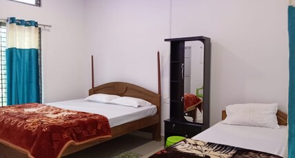 Atithi Homestay Kaziranga Room Type - Triple Bed Non  Ac Room