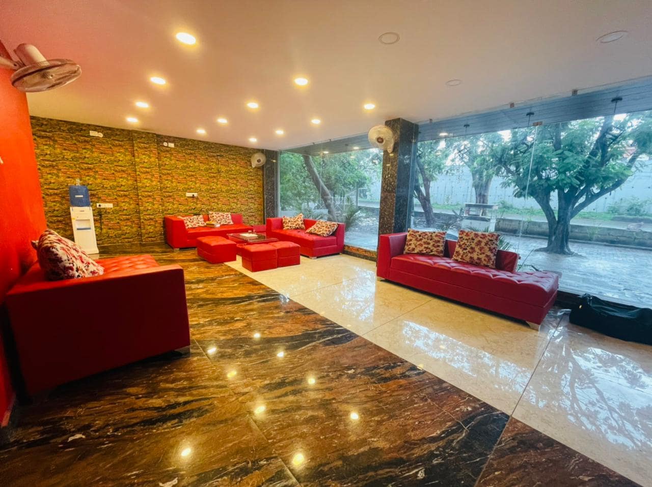 Main gallery