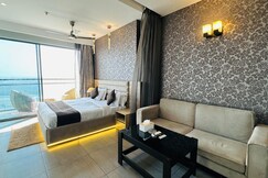 Aura Stays - Supernova 