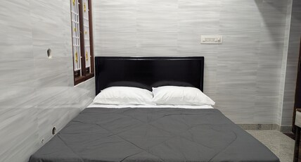GRAND VILLA HOMESTAY Room Type - Bedroom 3