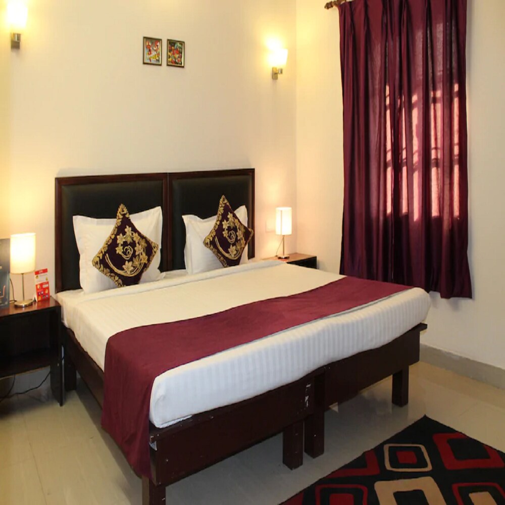 Rosewood Villa Home Stay - Tap to explore photos