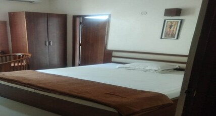 Hotel Shubham Room Type - Deluxe Room