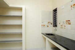 Redstone Service Appartment - T.Nagar Near Us Consulate