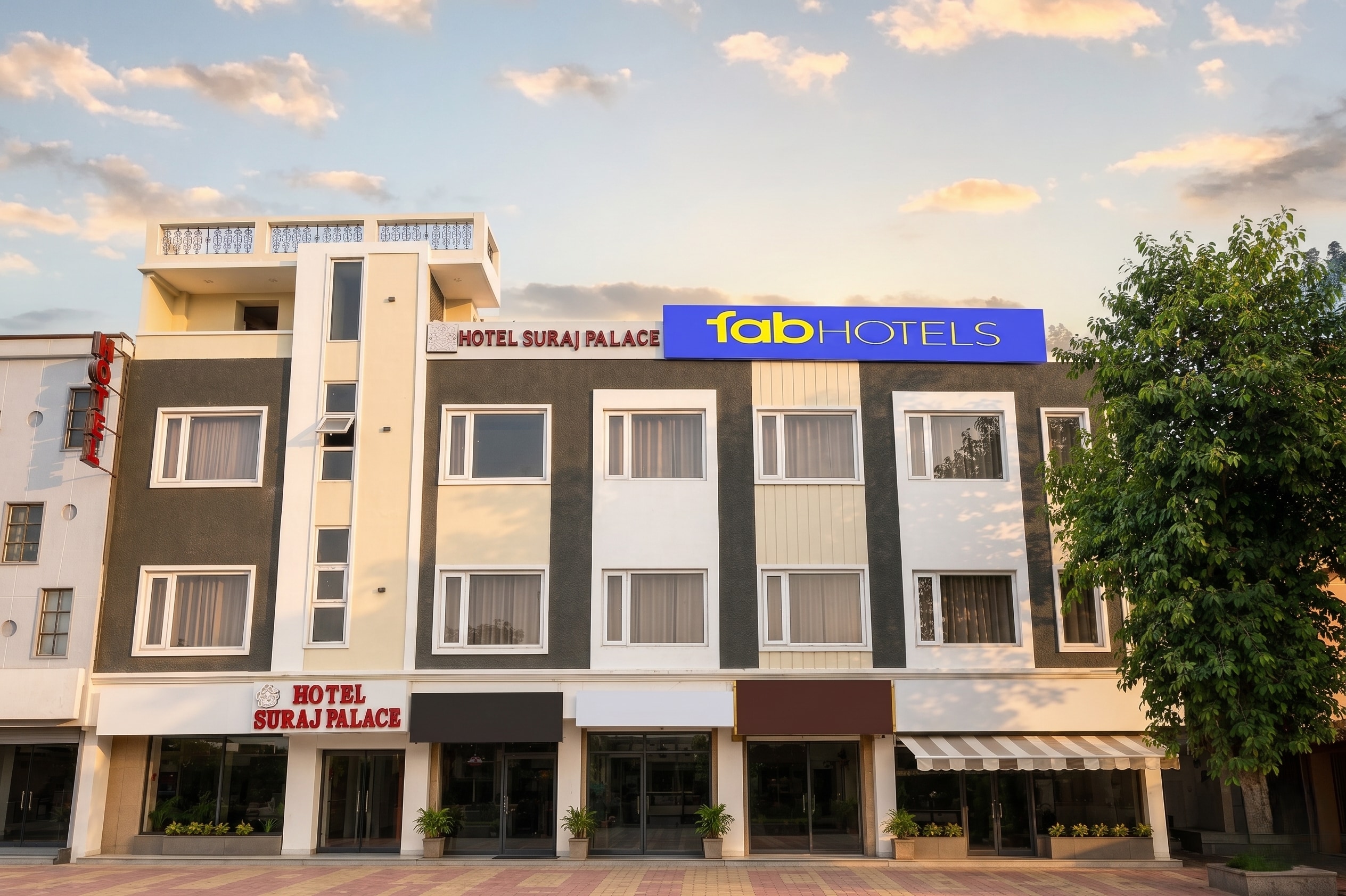 FabHotel Suraj Palace, Indore Airport - Tap to explore photos