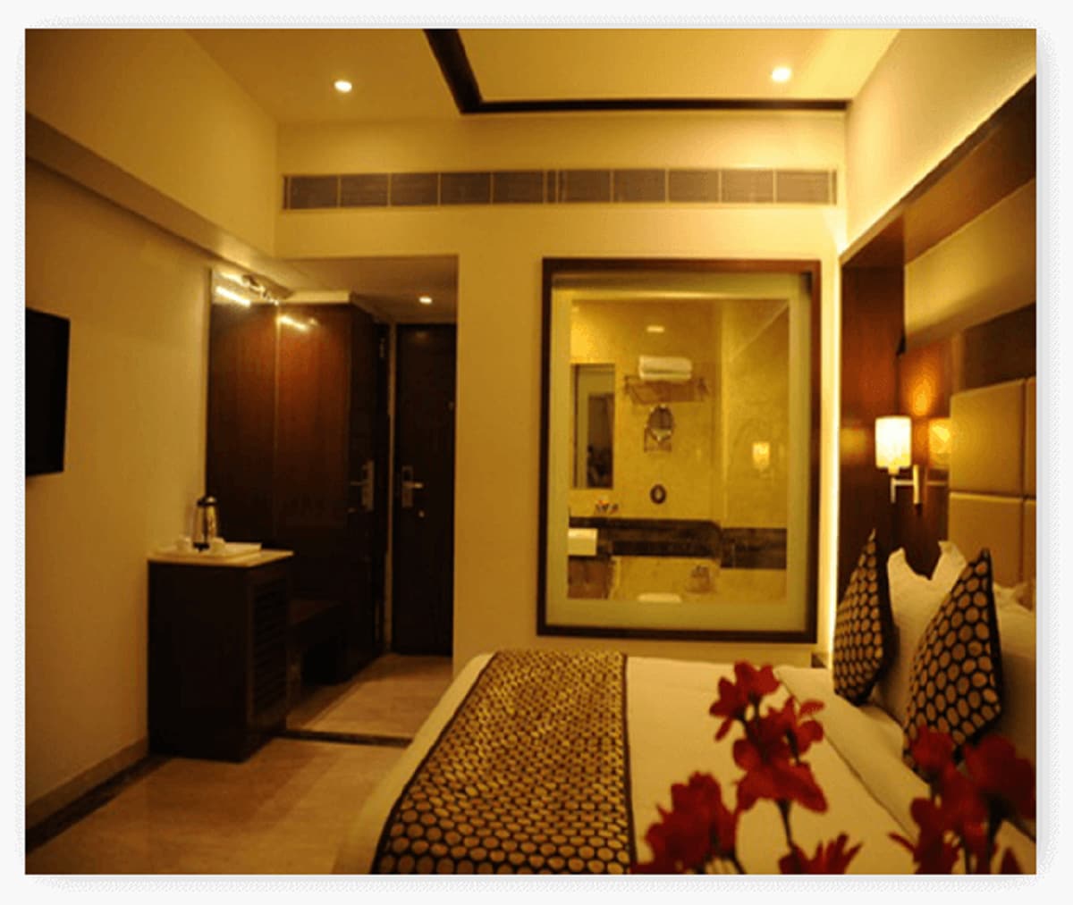 The Grand Thakar - Tap to explore photos