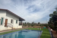 Veranda Grove Retreat by Evara Luex stays