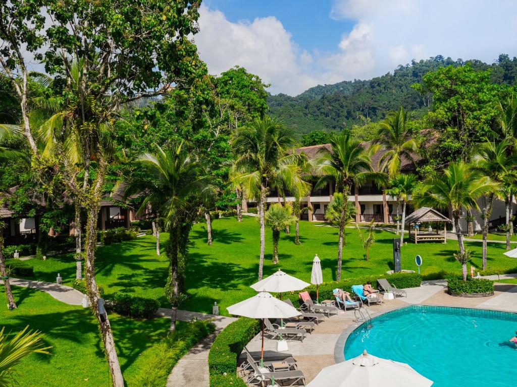 The Leaf Oceanside Khao Lak by Katathani Group - Tap to explore photos