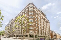 Chelsea Cloisters Serviced Apartments