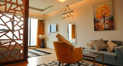 Suite with Panoramic Glass well Room Type - Suite with Panoramic Glass well