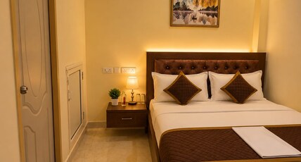 Hotel Sunny Room Type - Deluxe Room 