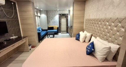 Hotel Iswar Room Type - SUITE ROOM