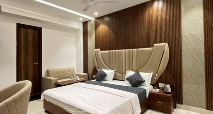 Platinum Inn Room Type - AC Premium Room
