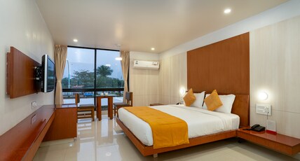 Pai Resorts Room Type - Suite Room with Lake View