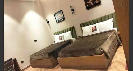 CM PARK Dharmjaygarh Room Type - Luxury King Bed with Garden View