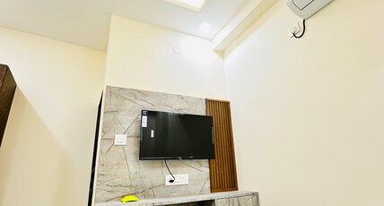 Hotel Prime Residency Room Type - Deluxe Room with Air Conditioning