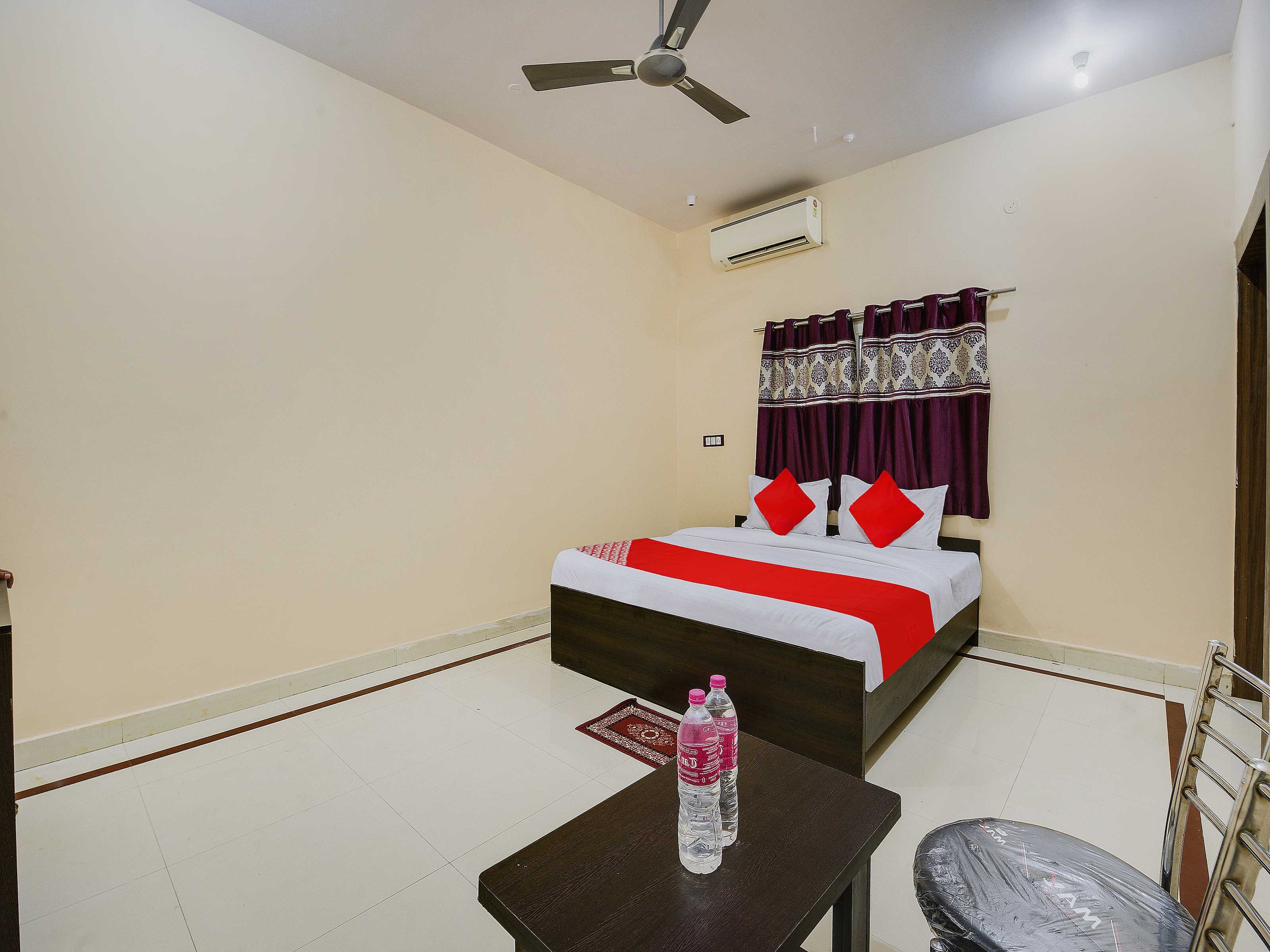 Hotel O Rudraksh Inn - Tap to explore photos