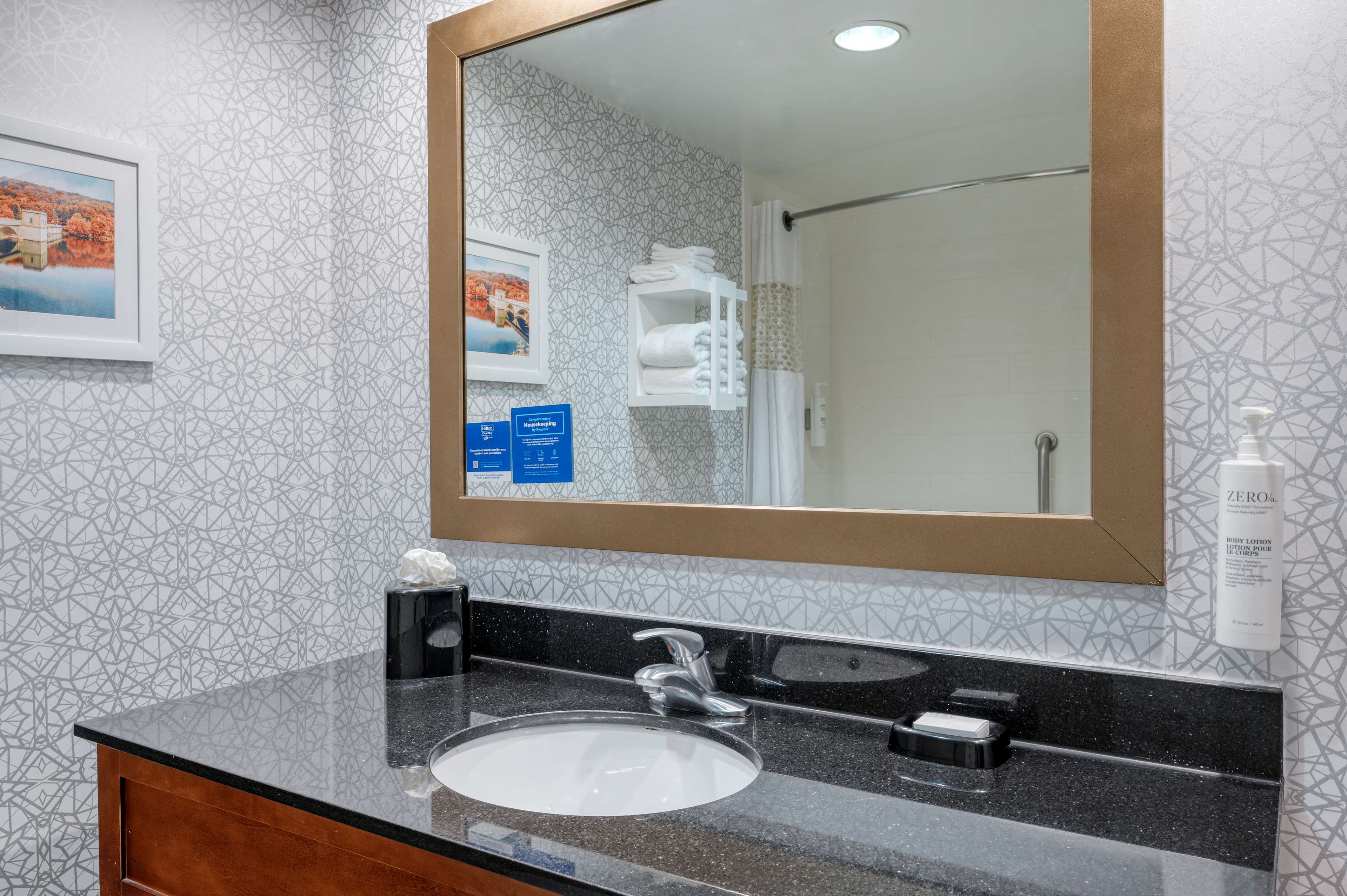 Hampton Inn by Hilton Baltimore/White Marsh - Tap to explore photos