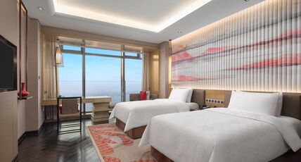 HUALUXE Hotels and Resorts WUHU, an IHG hotel Room Type - 2 Twin Standard River View Smoking