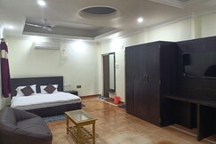 Hotel Queen Palace
