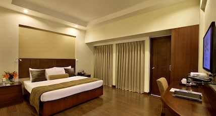 Hotel Express Towers Room Type - Deluxe Hotel Express Towers Room Type - Deluxe