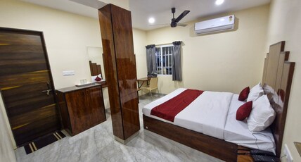 HOTEL MS GRAND Room Type - LUXURY ROOM